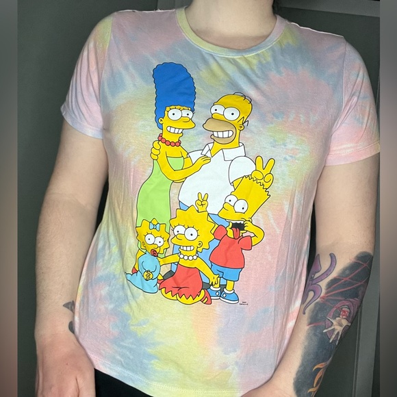 Simpsons tye dye tshirt in perfect condition, hardly worn & size XL - Picture 2 of 2